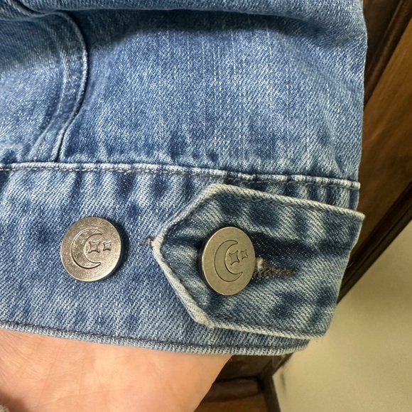 The Tubbo Moment Denim Jacket with Sherpa Lining - Picture 3 of 10